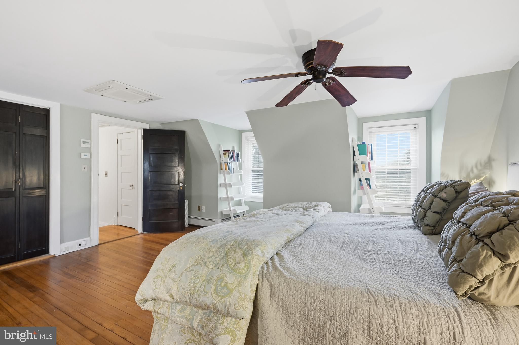 WAWASET PARK - Residential