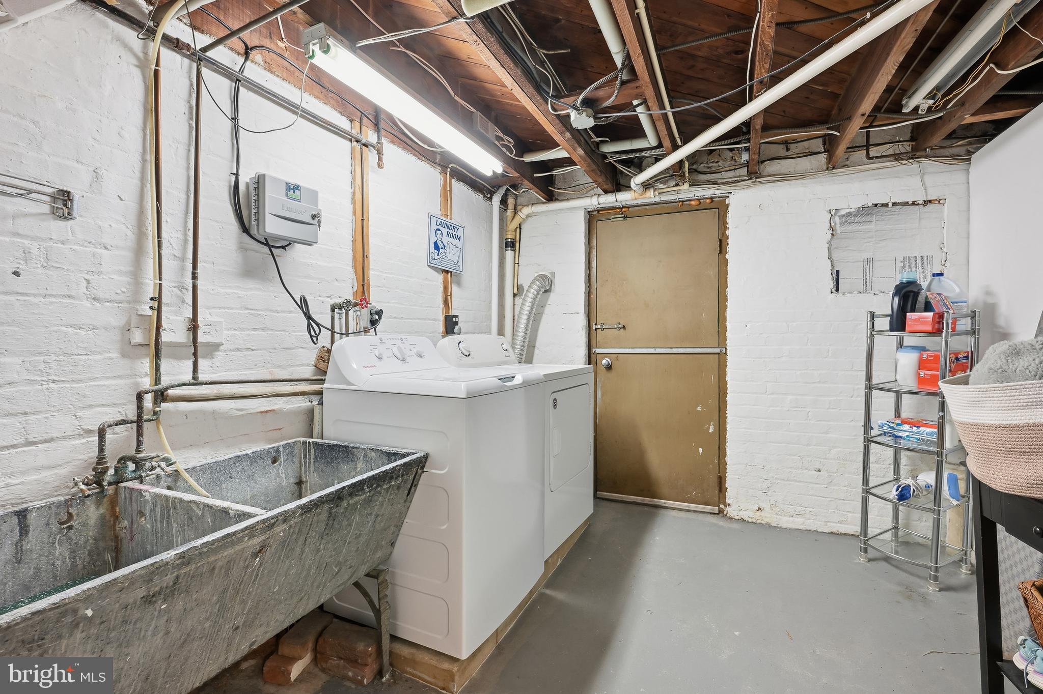 WAWASET PARK - Residential