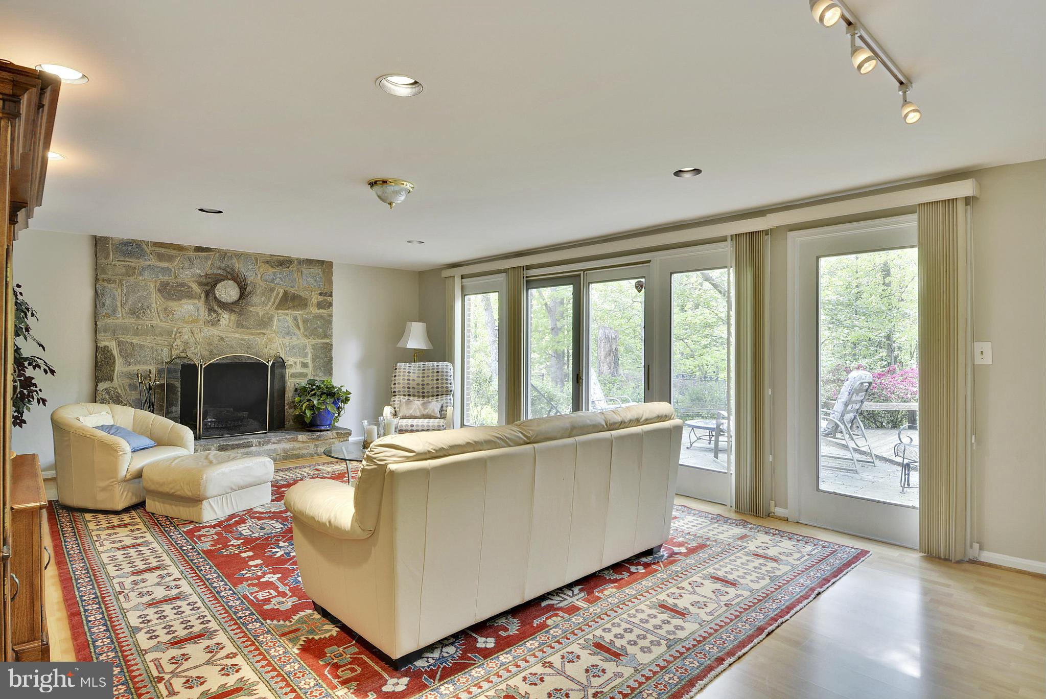 OLD FARM - Residential