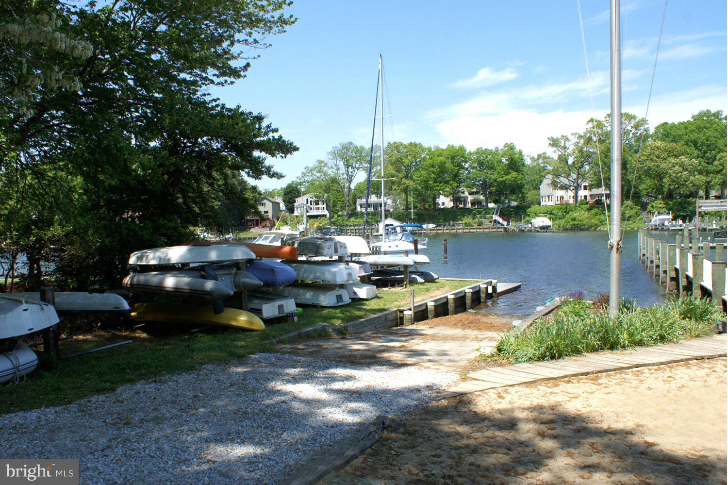 FAIR OAKS ON THE MAGOTHY - Residential