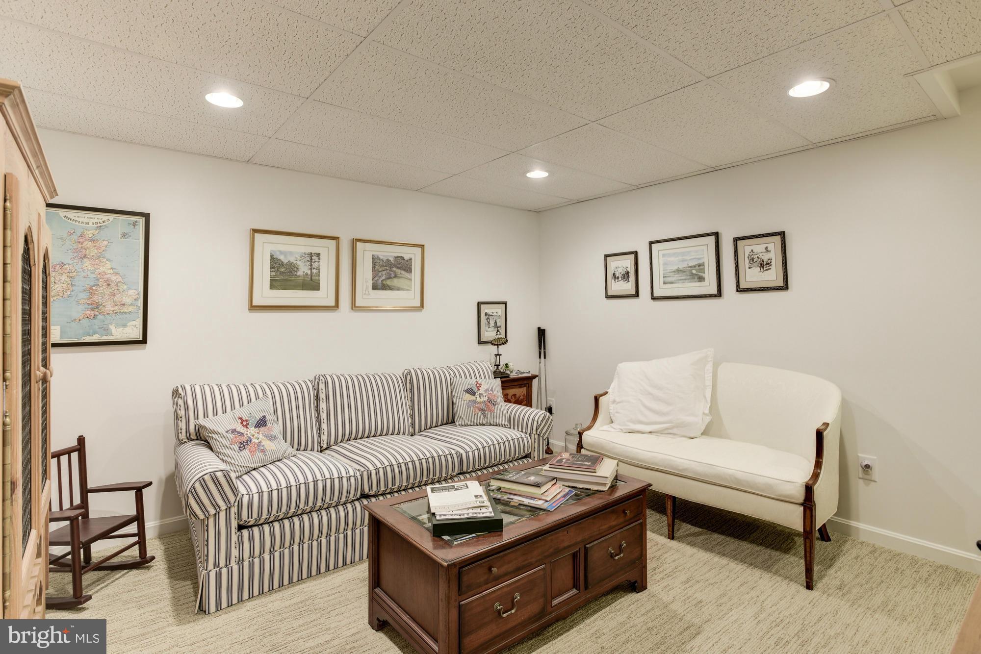 FAIR OAKS ON THE MAGOTHY - Residential