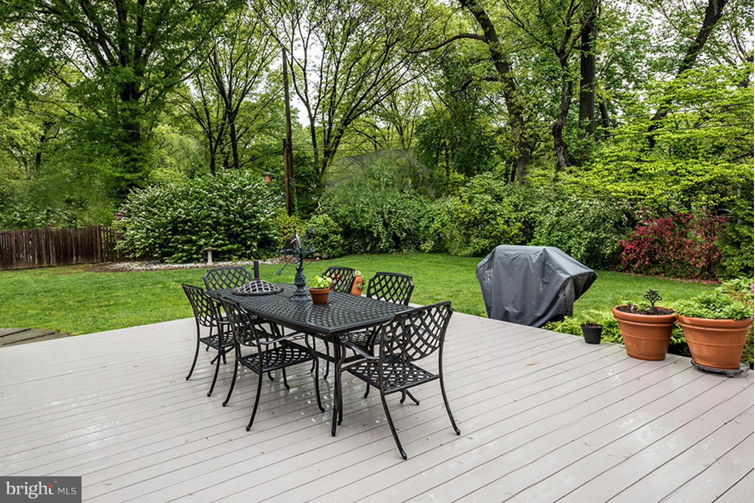 FAIR OAKS ON THE MAGOTHY - Residential