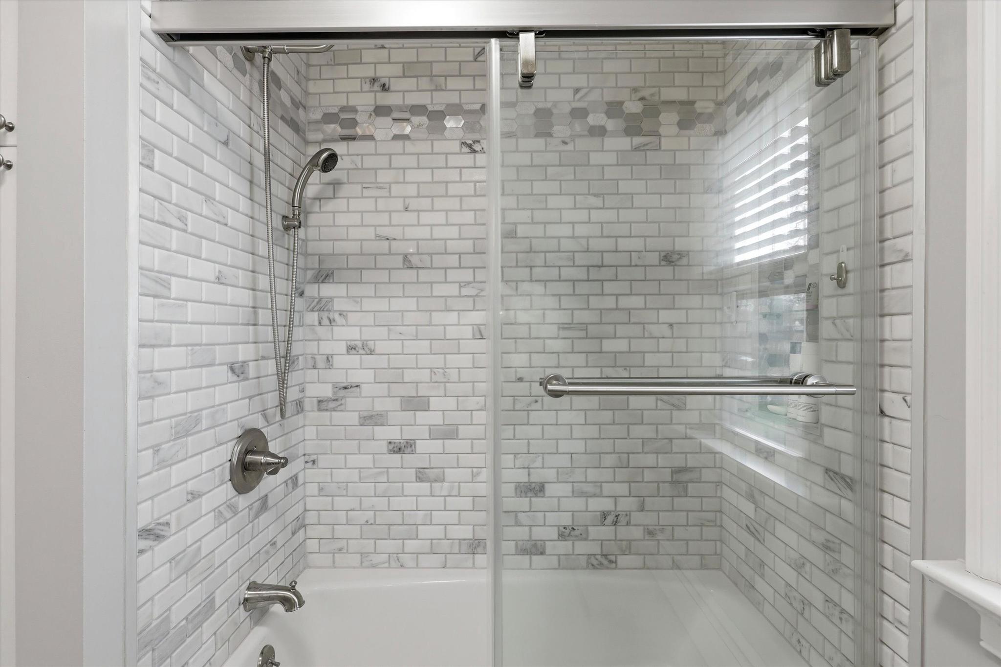 BRYN MAWR - Residential