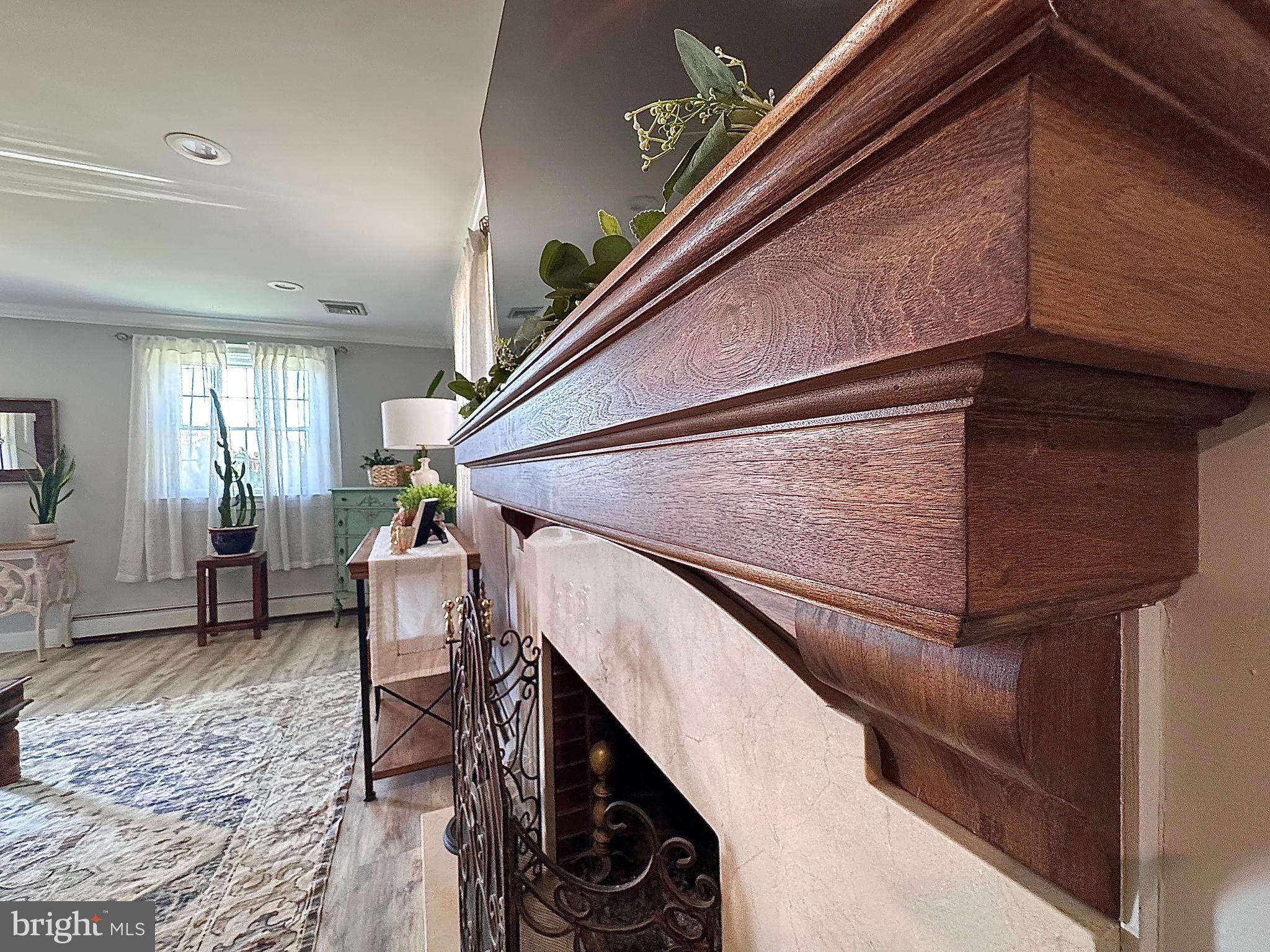 BRYN MAWR - Residential