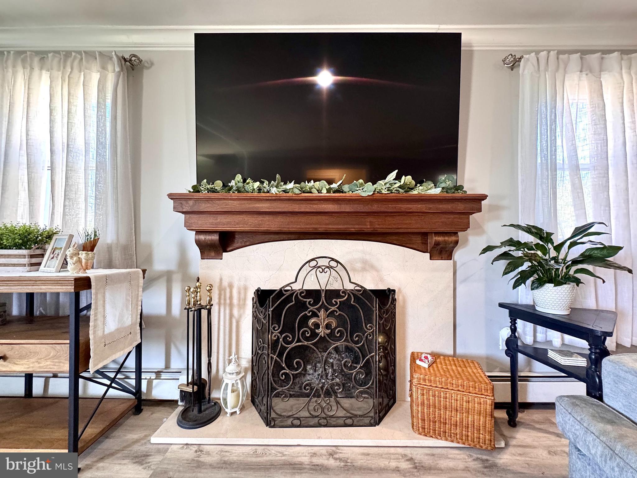 BRYN MAWR - Residential