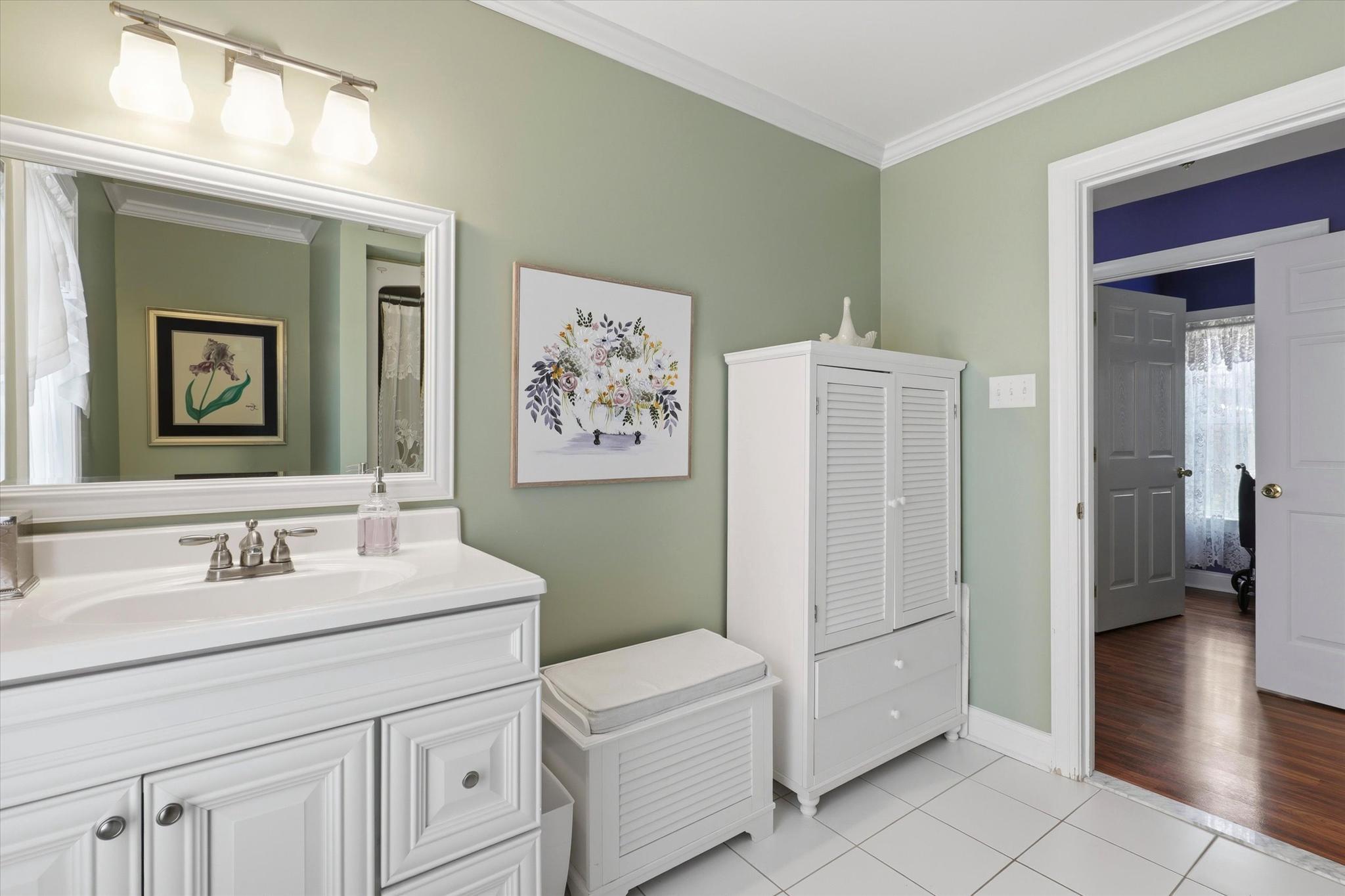 BRYN MAWR - Residential