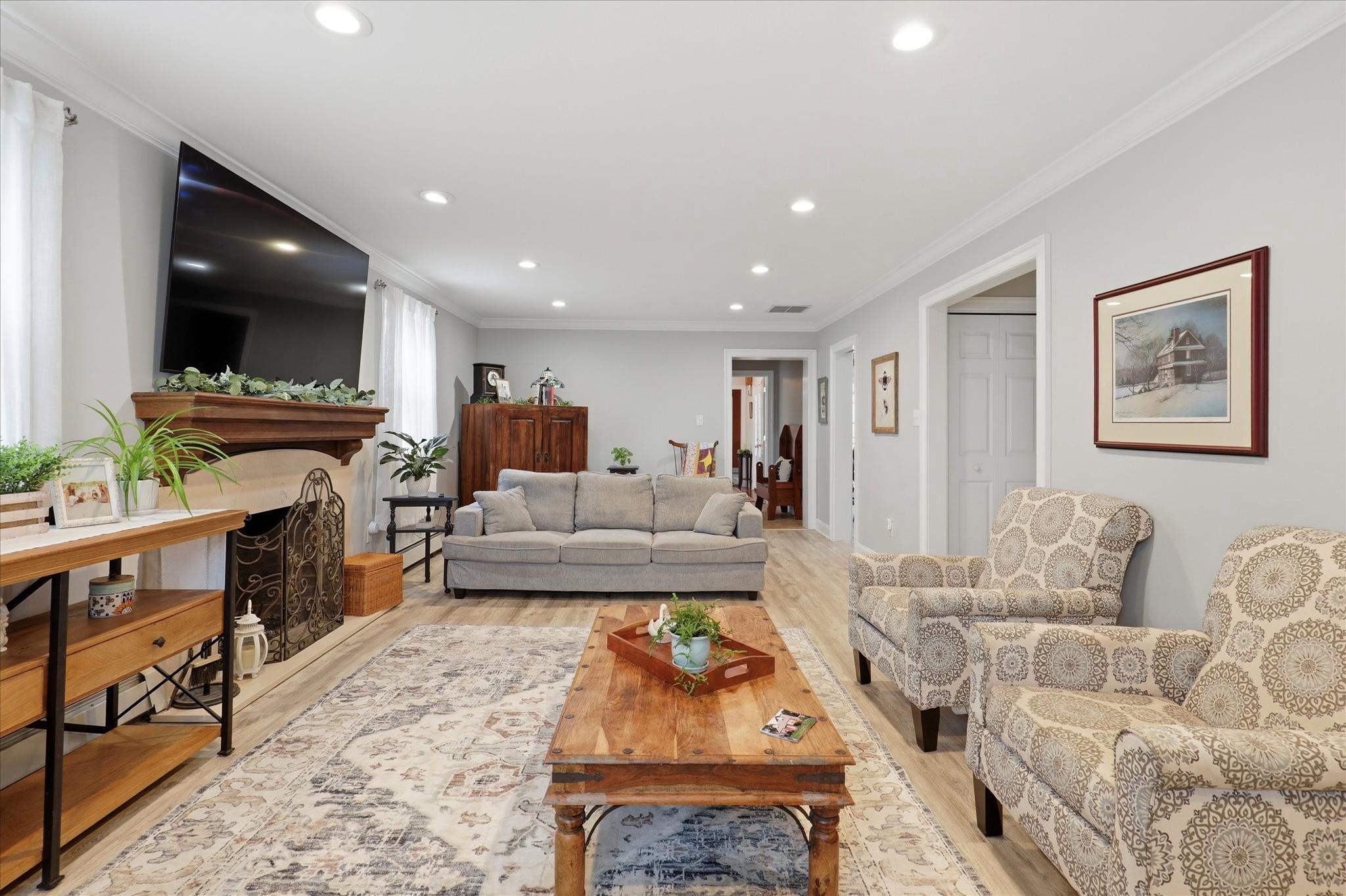 BRYN MAWR - Residential