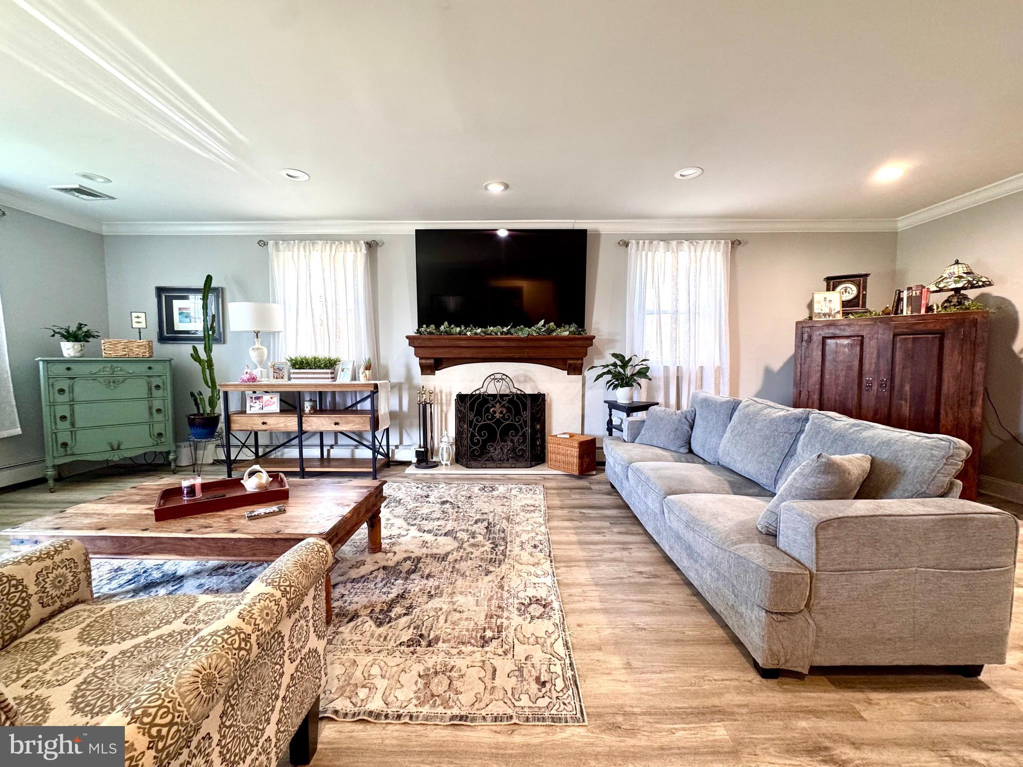 BRYN MAWR - Residential