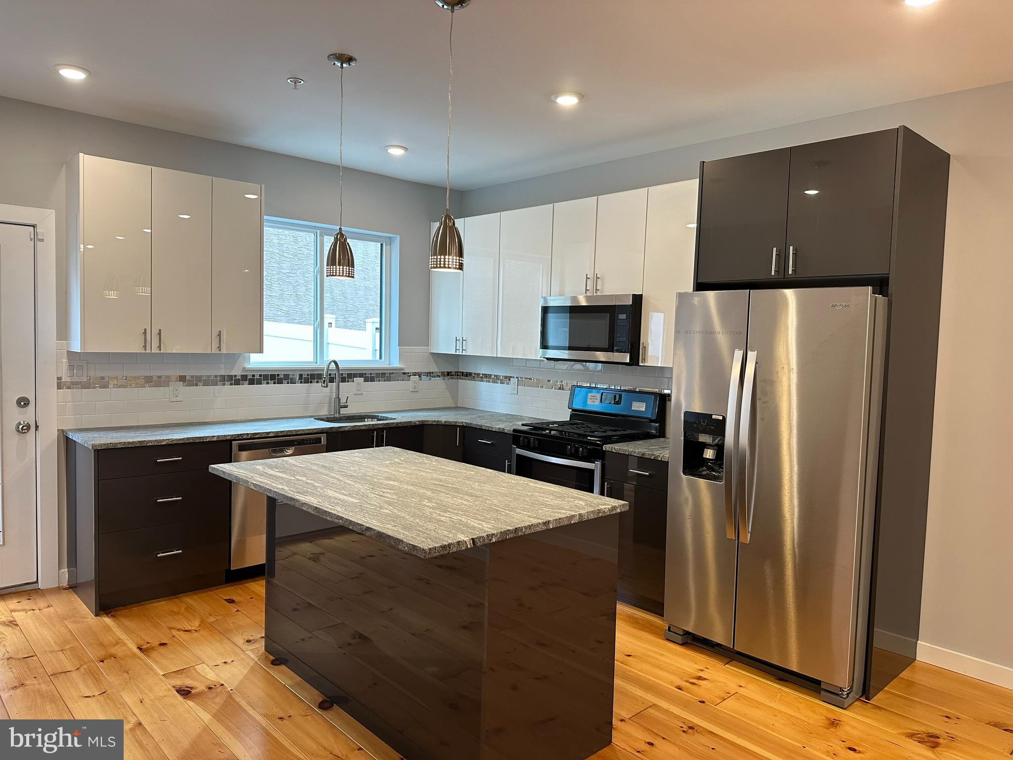 FISHTOWN - Residential