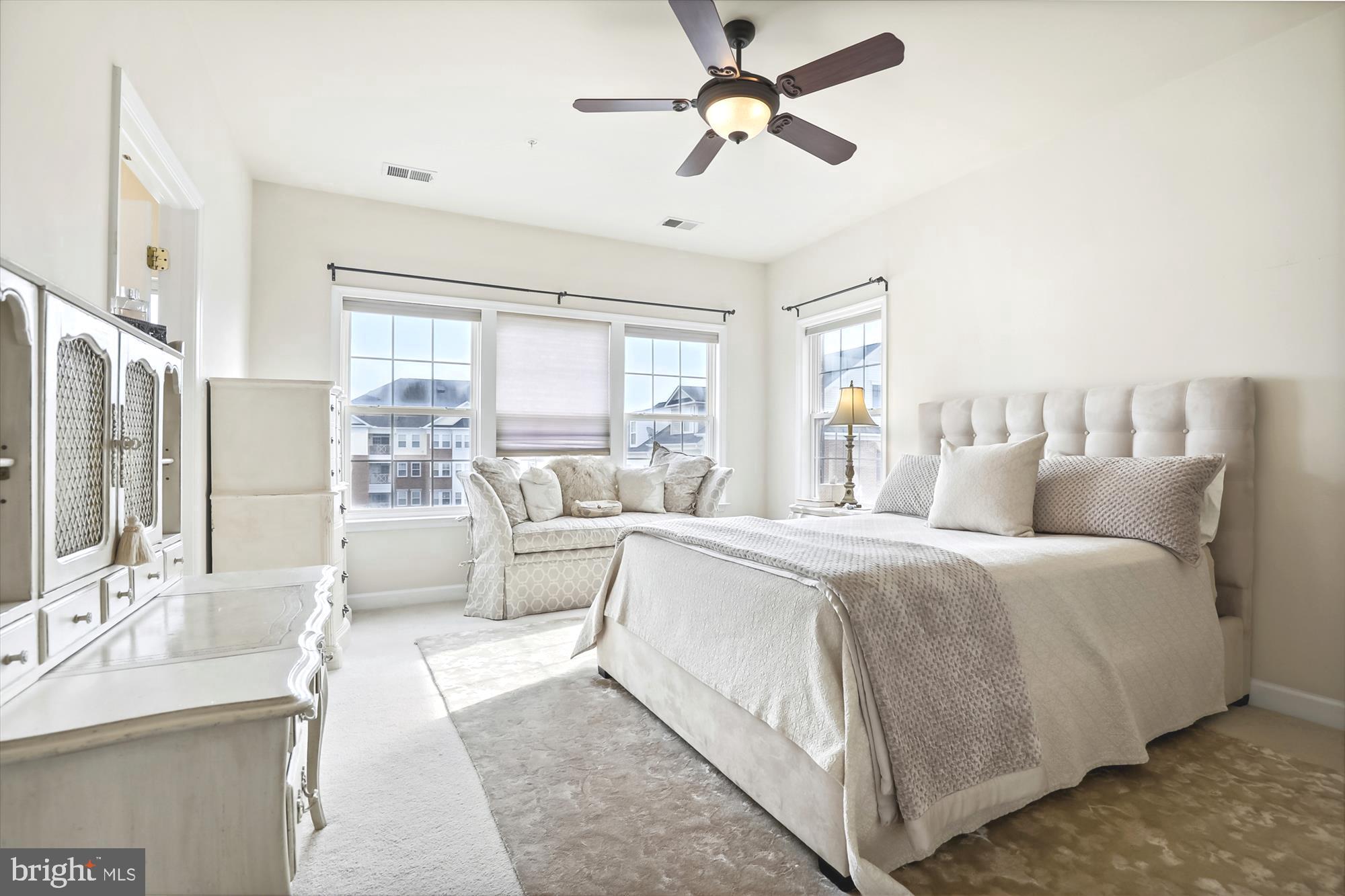 KING FARM BAILEYS COMMON - Residential Lease