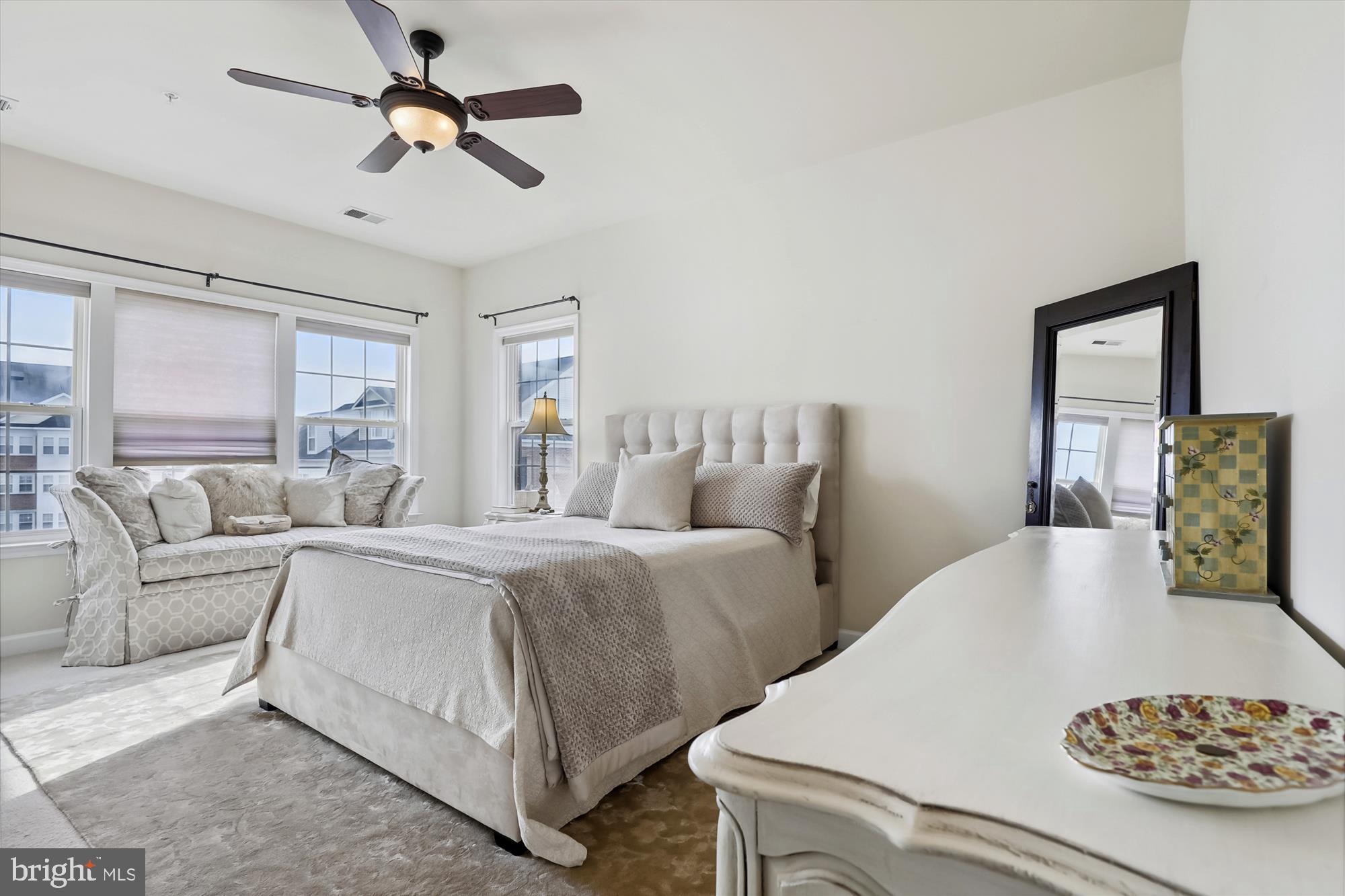 KING FARM BAILEYS COMMON - Residential Lease