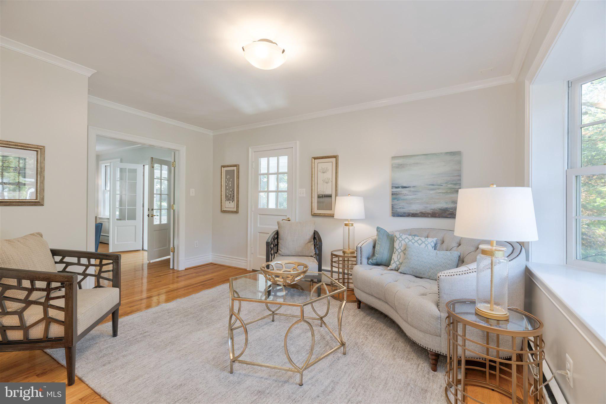 COUNTRY ACRES - Residential