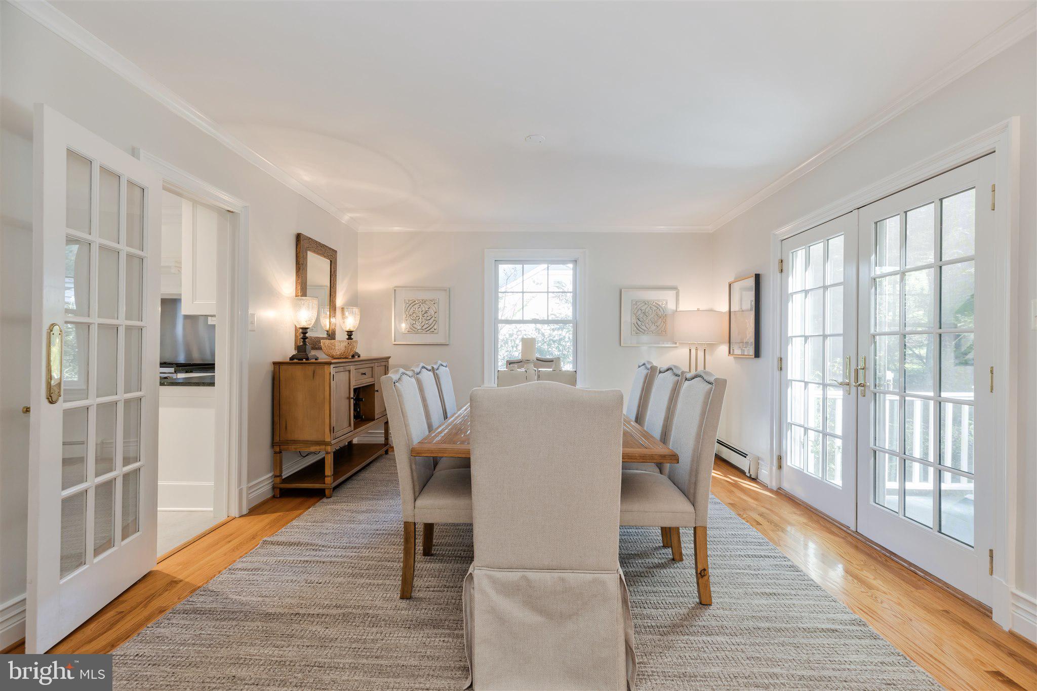 COUNTRY ACRES - Residential