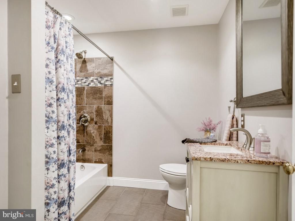 BRENTWOOD PARK - Residential