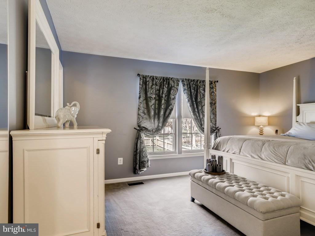 BRENTWOOD PARK - Residential