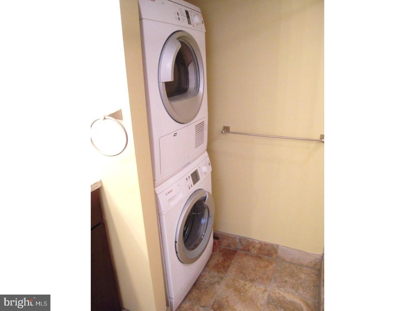 WASHINGTON SQ WEST - Residential Lease