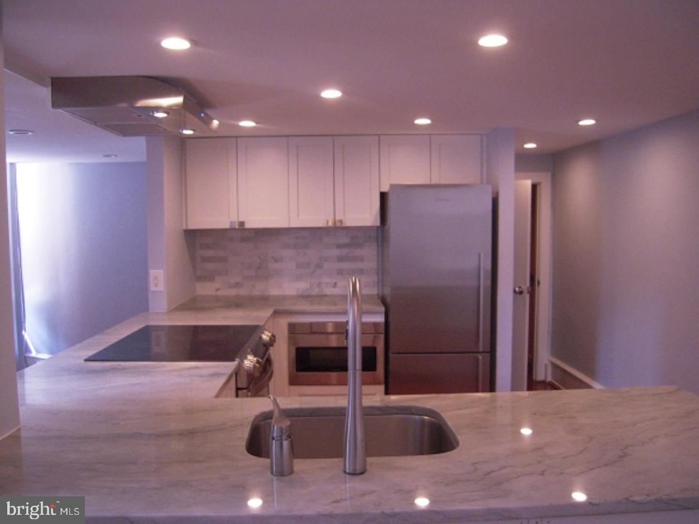 WASHINGTON SQ WEST - Residential Lease