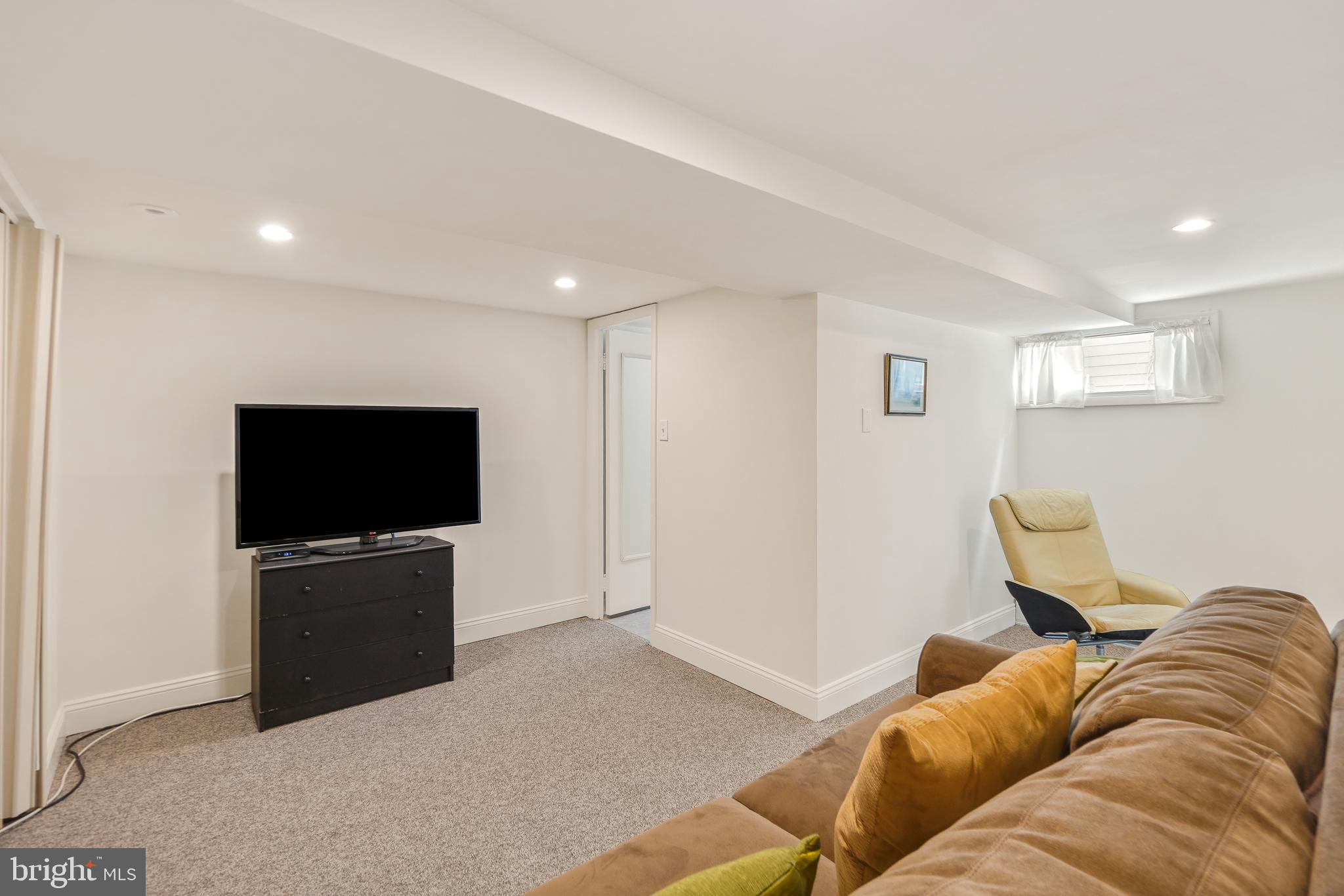 TAKOMA PARK - Residential