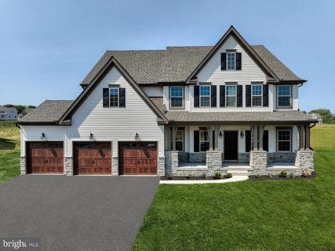 1016 SMYTH LANE PENNSBURG PA 18073