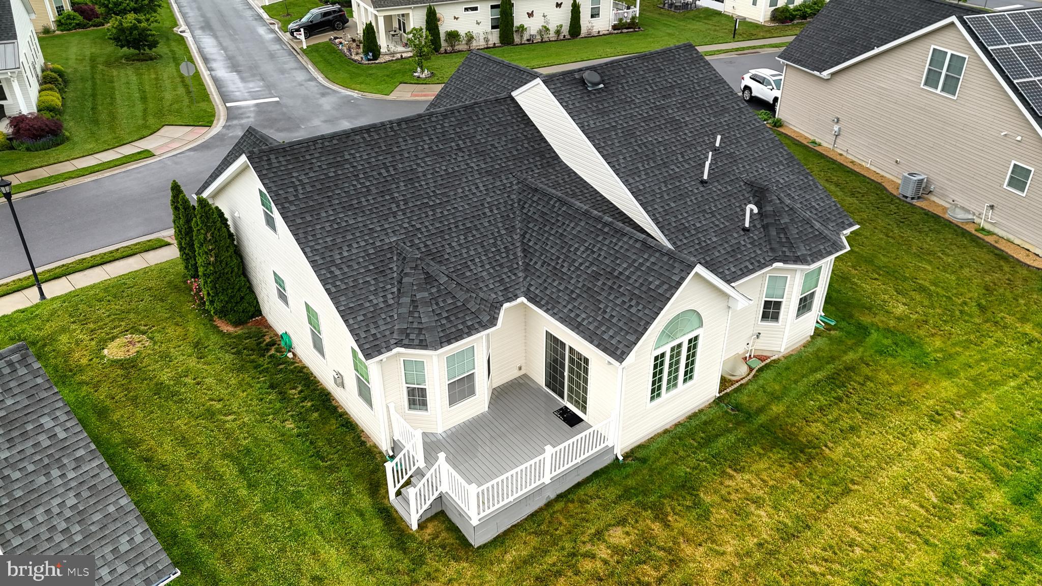 233 NOBLES POND CROSSING
