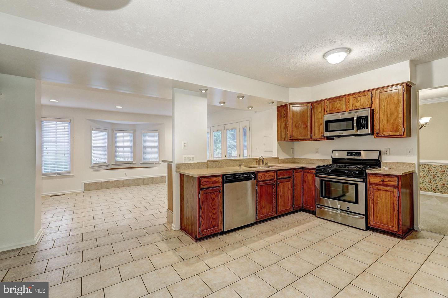 WOODBROOK - Residential Lease