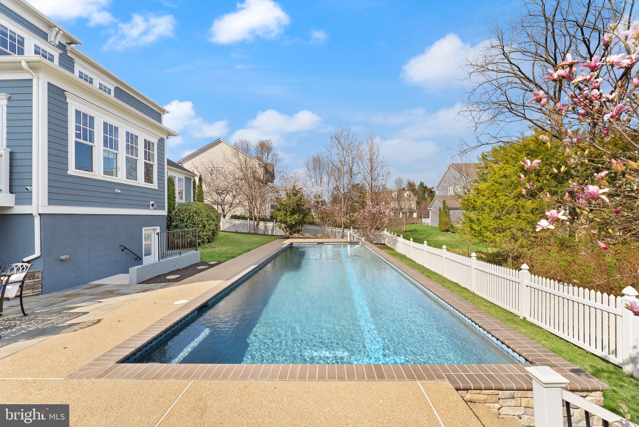 GROVE AT WILLOWSFORD - Residential