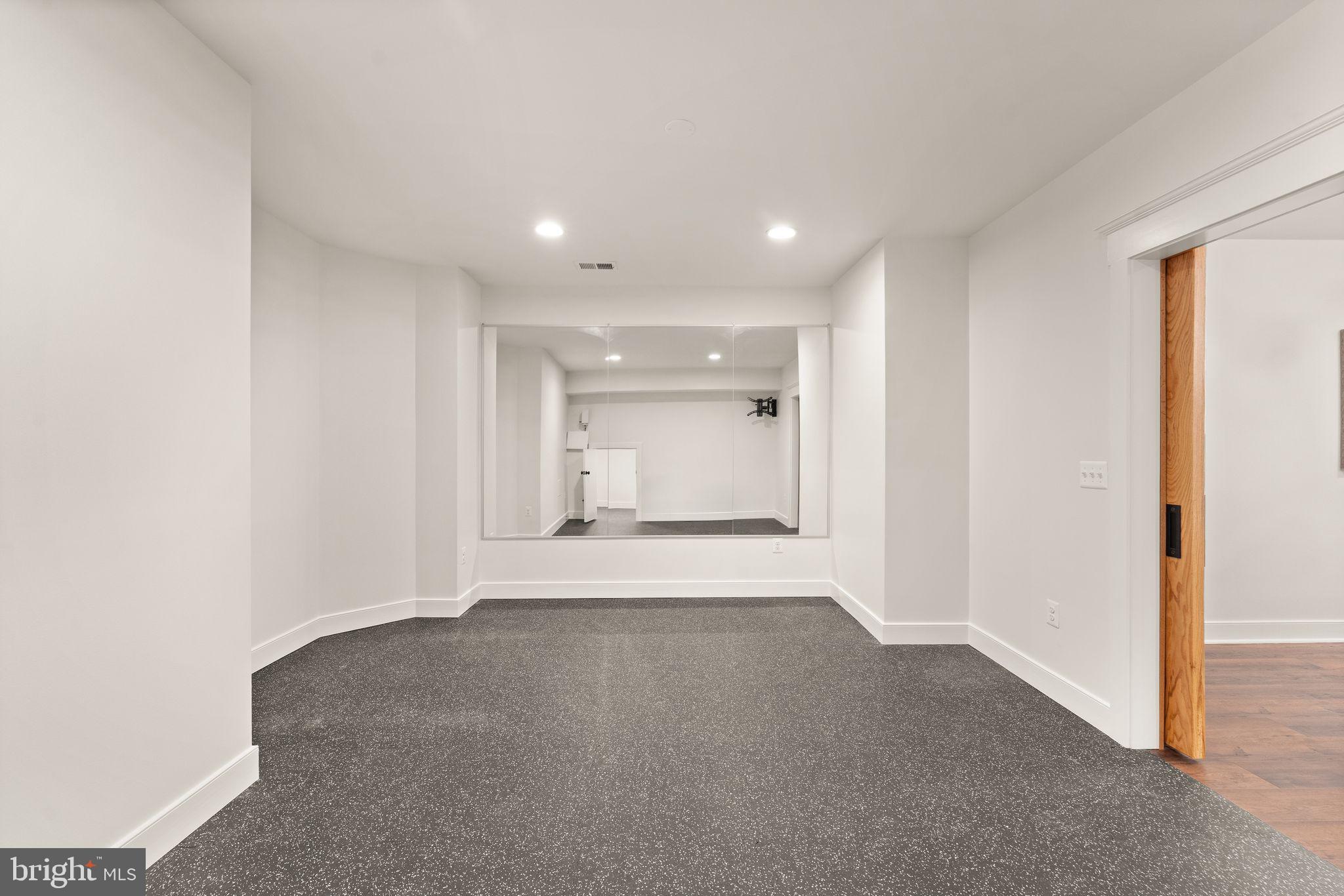 GROVE AT WILLOWSFORD - Residential