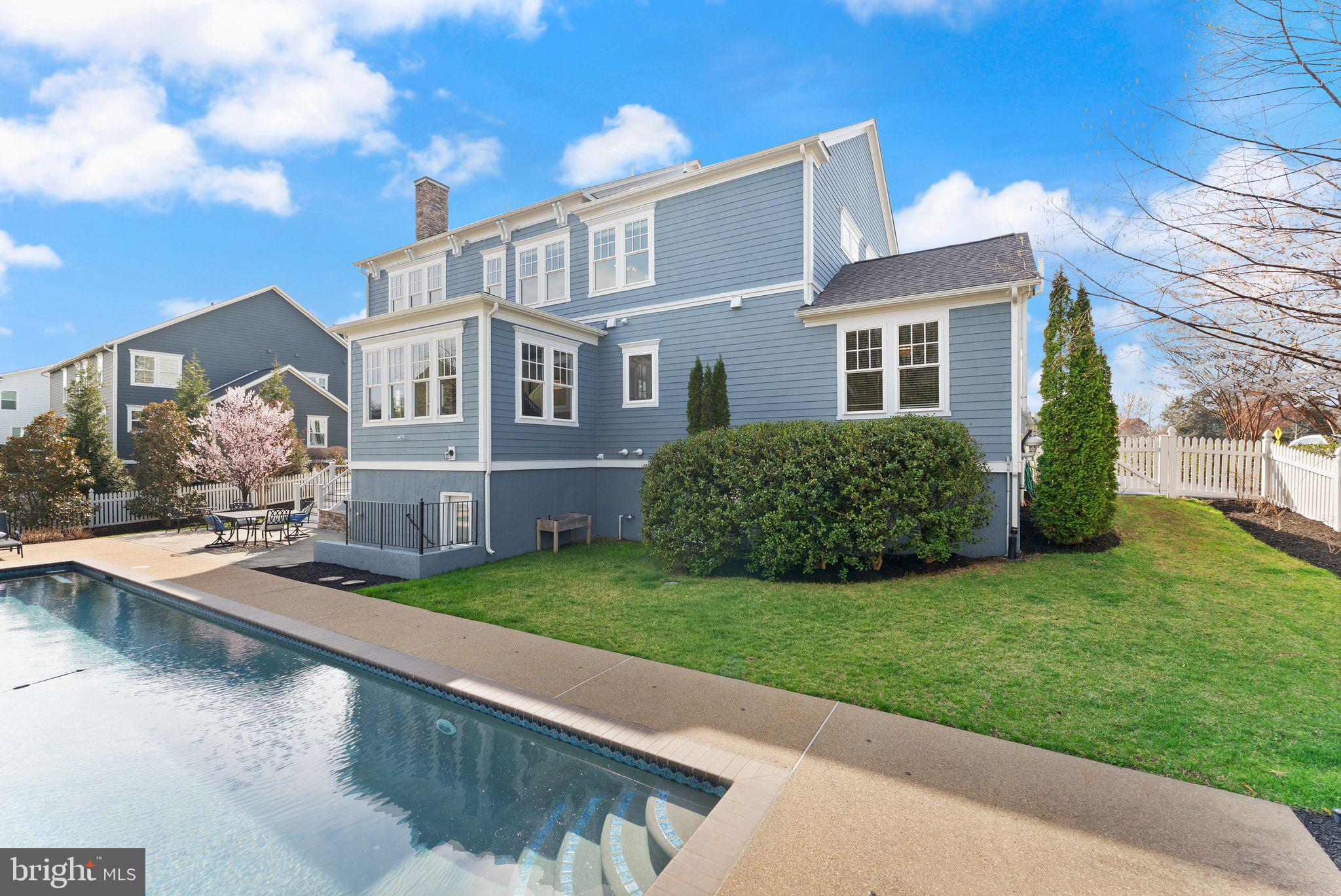 GROVE AT WILLOWSFORD - Residential