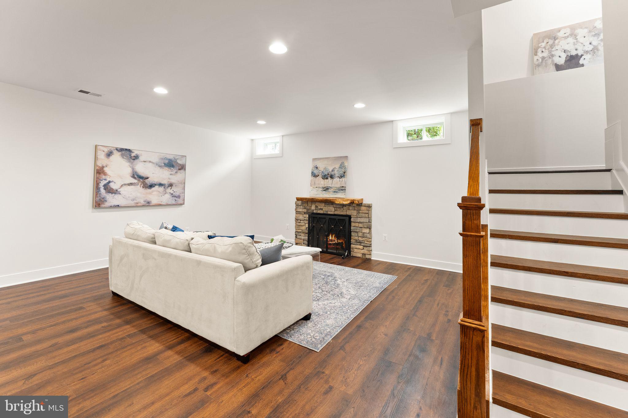 GROVE AT WILLOWSFORD - Residential