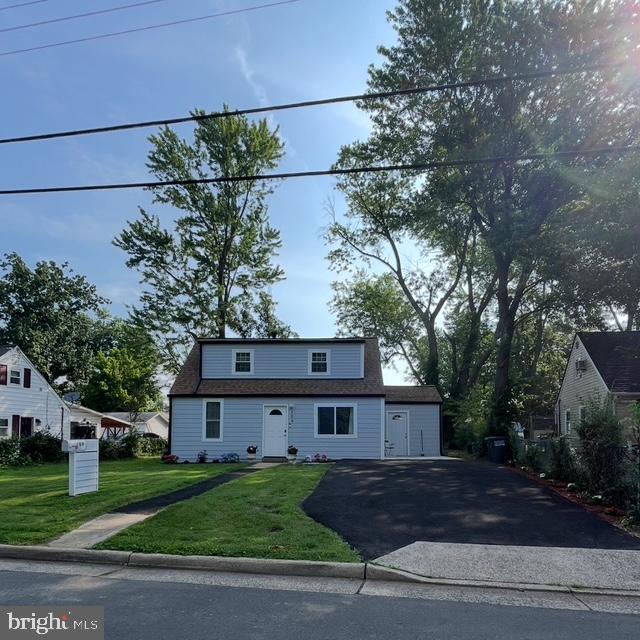 Beautifully Renovated SFH in the heart of Manassas Park, walking distance to shops, parks, public transportation. Remodeled inside and out, All renovations done in the past year. New siding, New Windows, New Electric, New Roof, New Floors, New Appliances. No HOA...NO SIGN ON PROPERTY