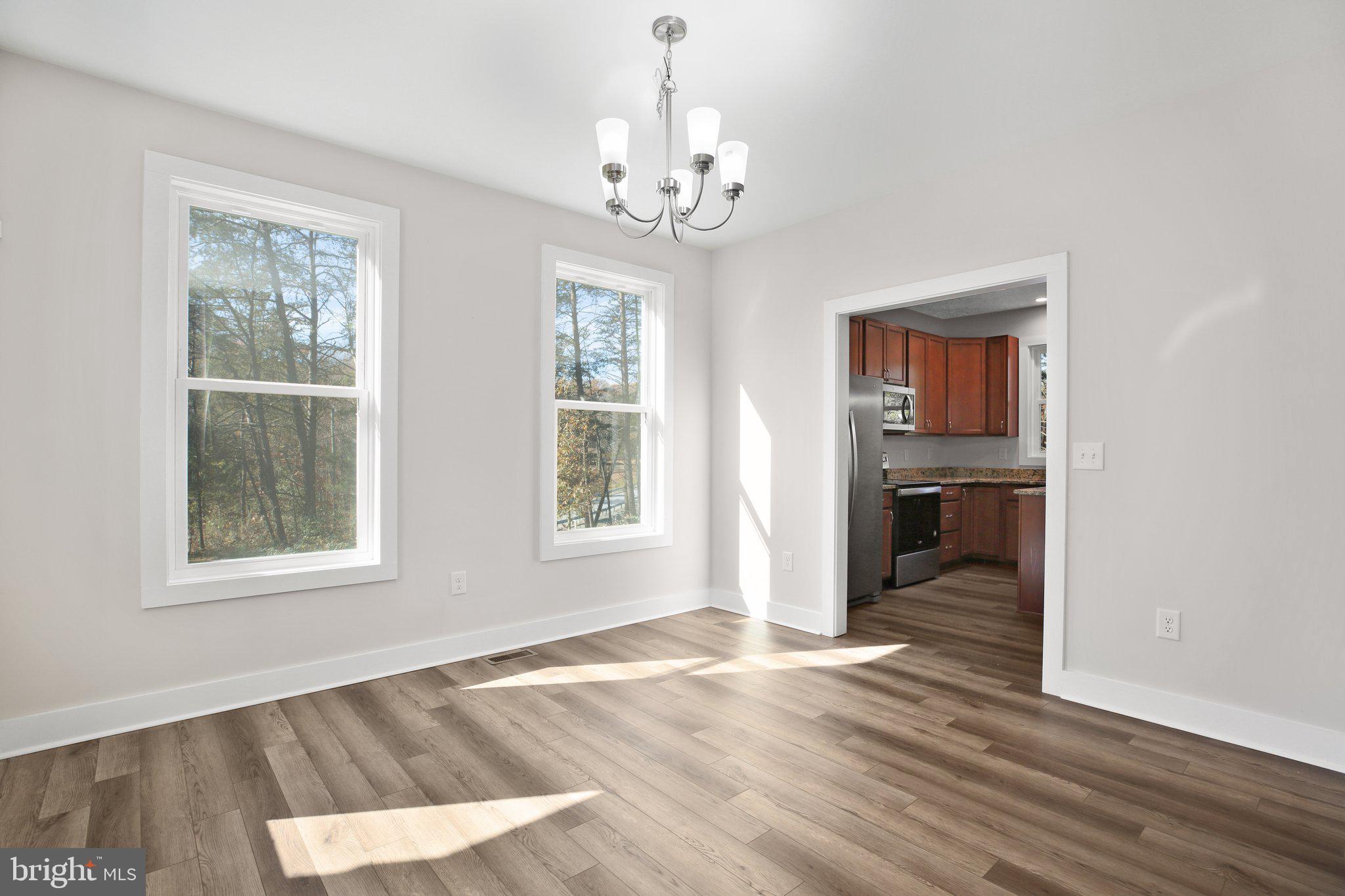 HIDDEN LAKE - Residential