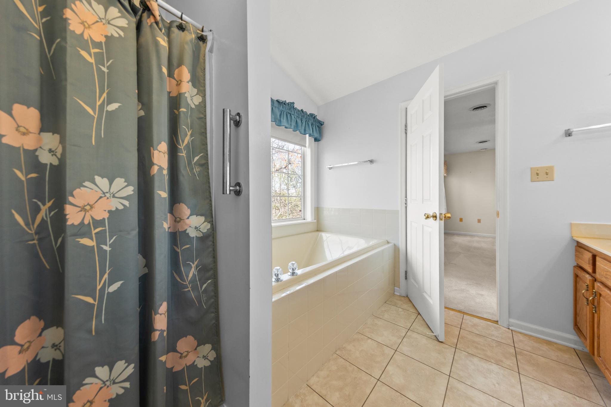 PIONEER HEIGHTS - Residential