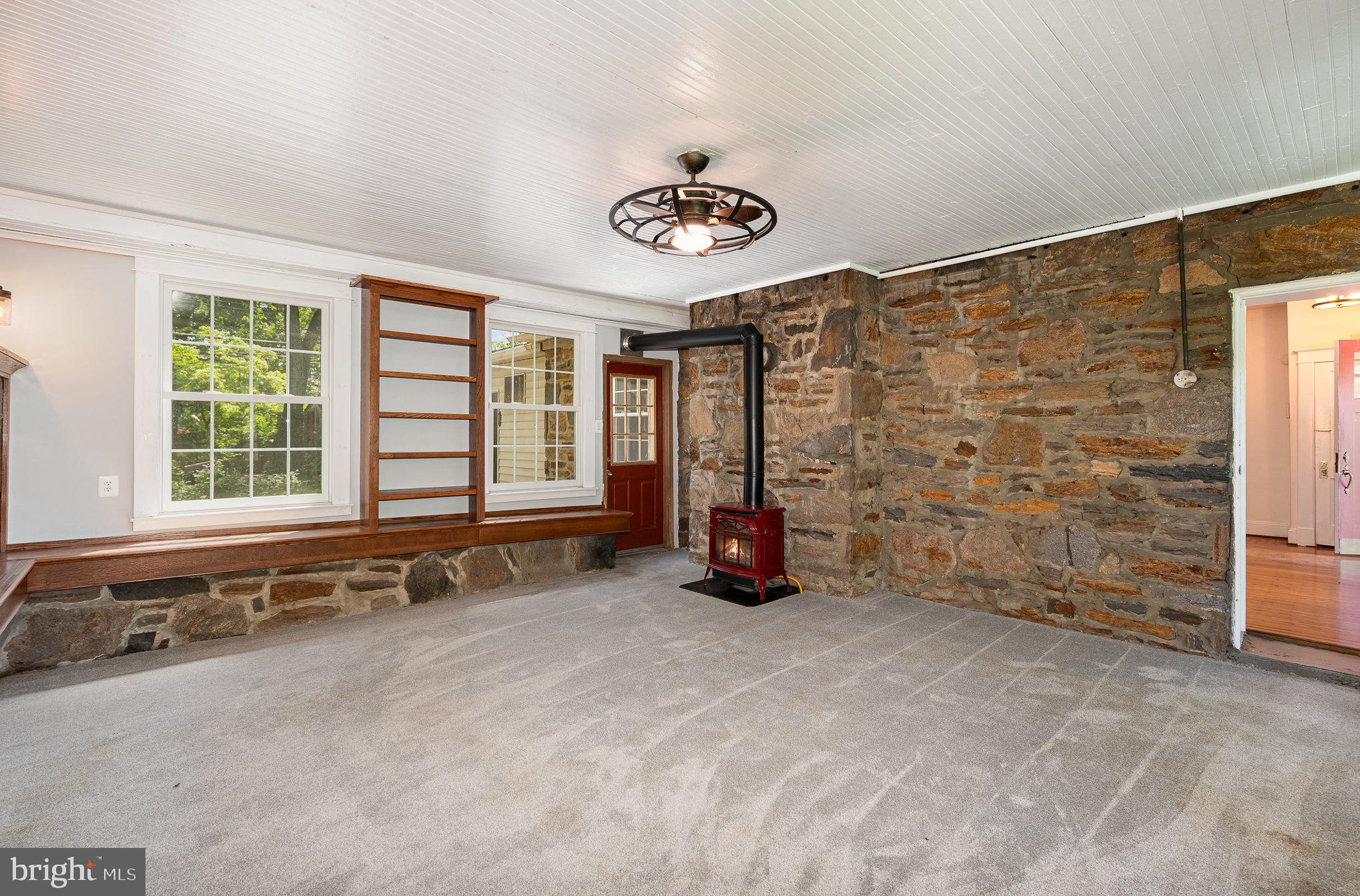 TOWSON ESTATES - Residential