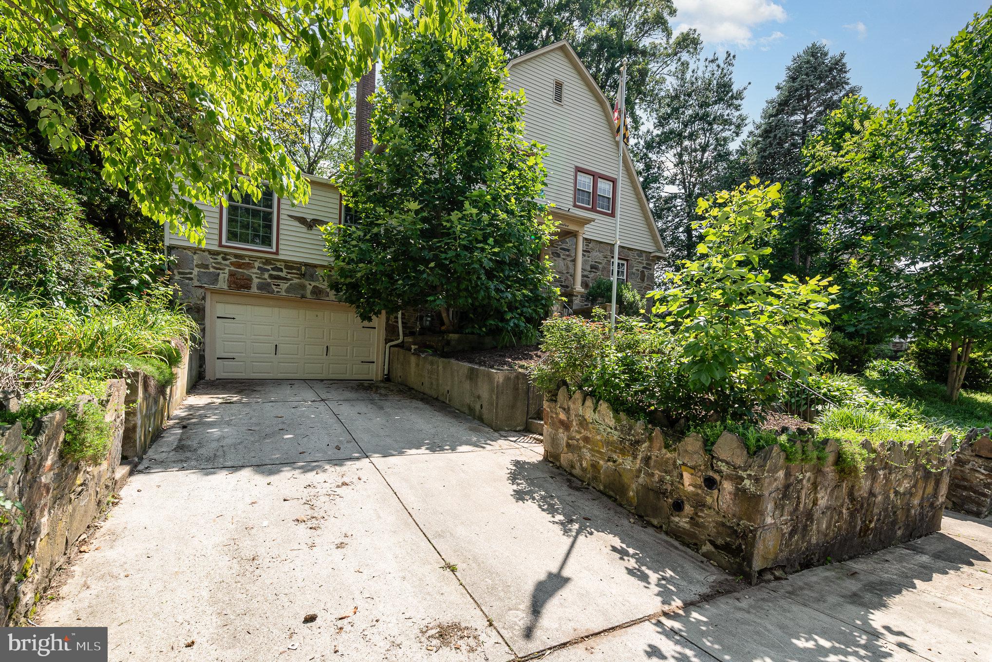 TOWSON ESTATES - Residential