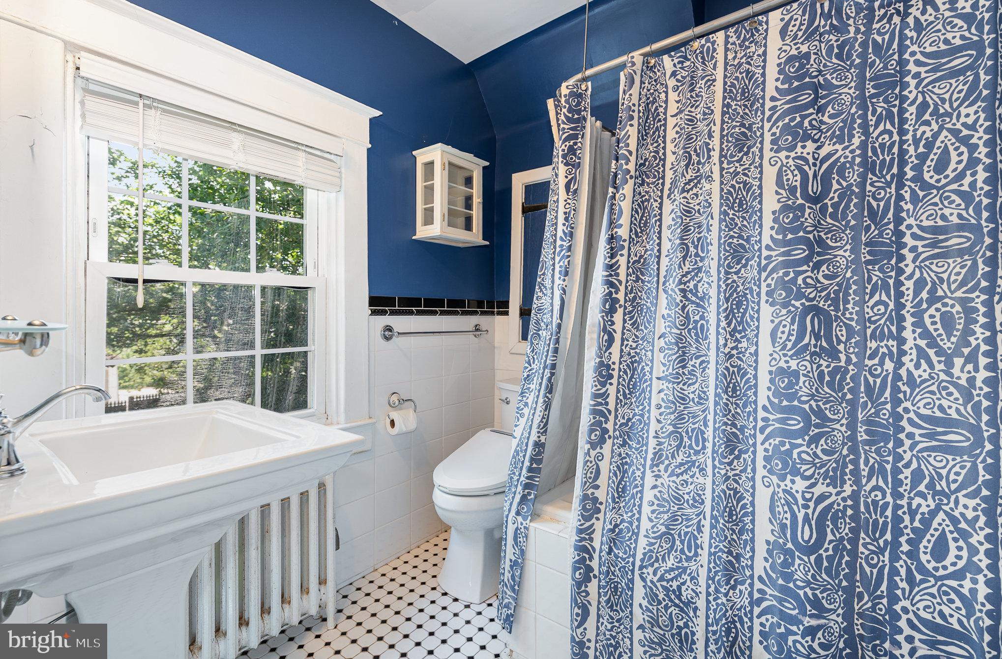 TOWSON ESTATES - Residential