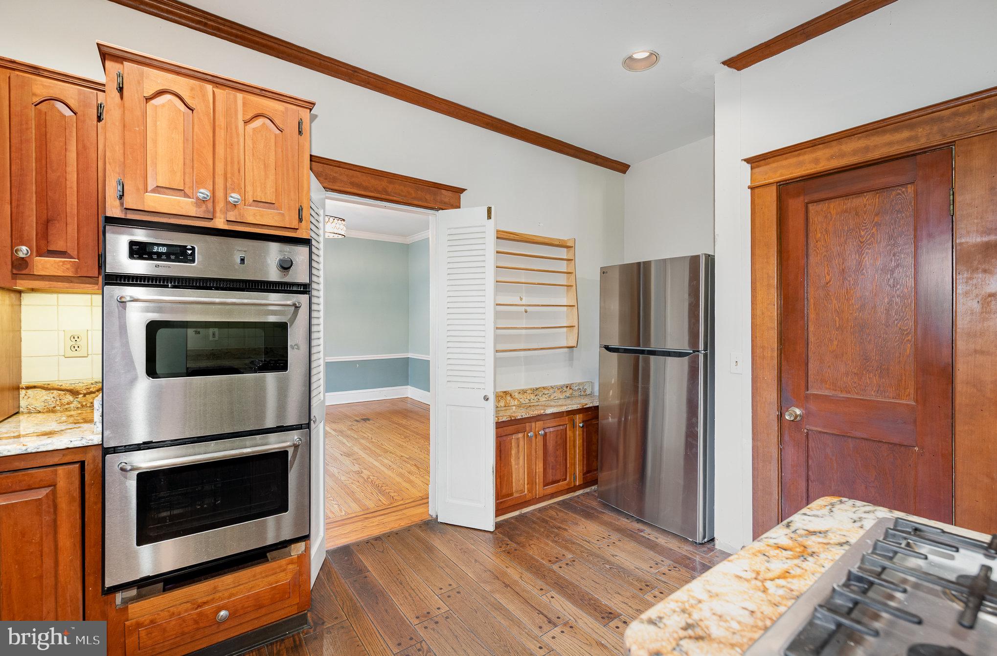 TOWSON ESTATES - Residential