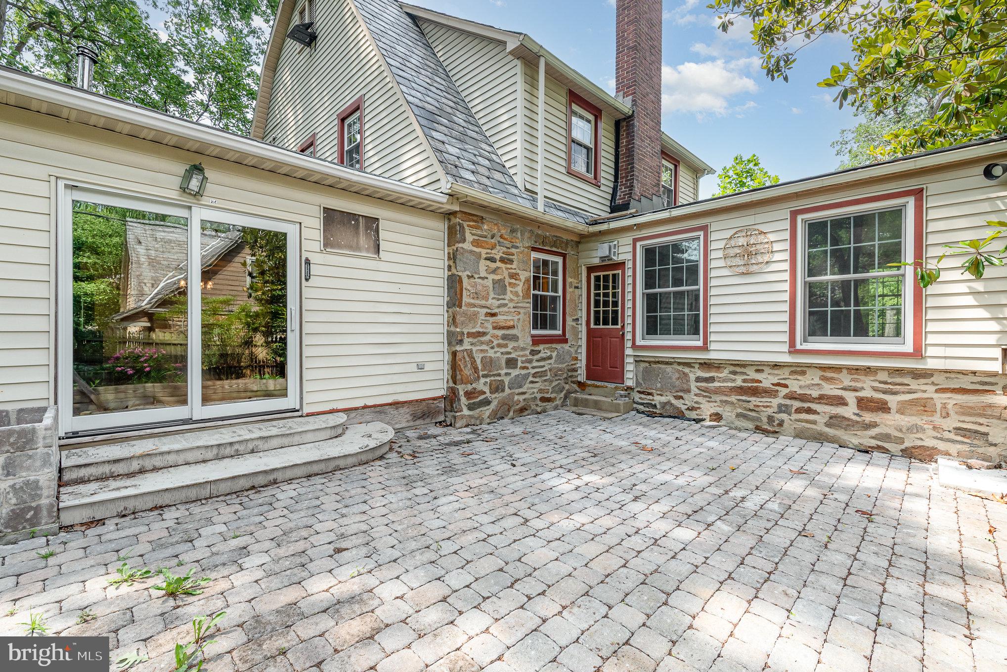 TOWSON ESTATES - Residential