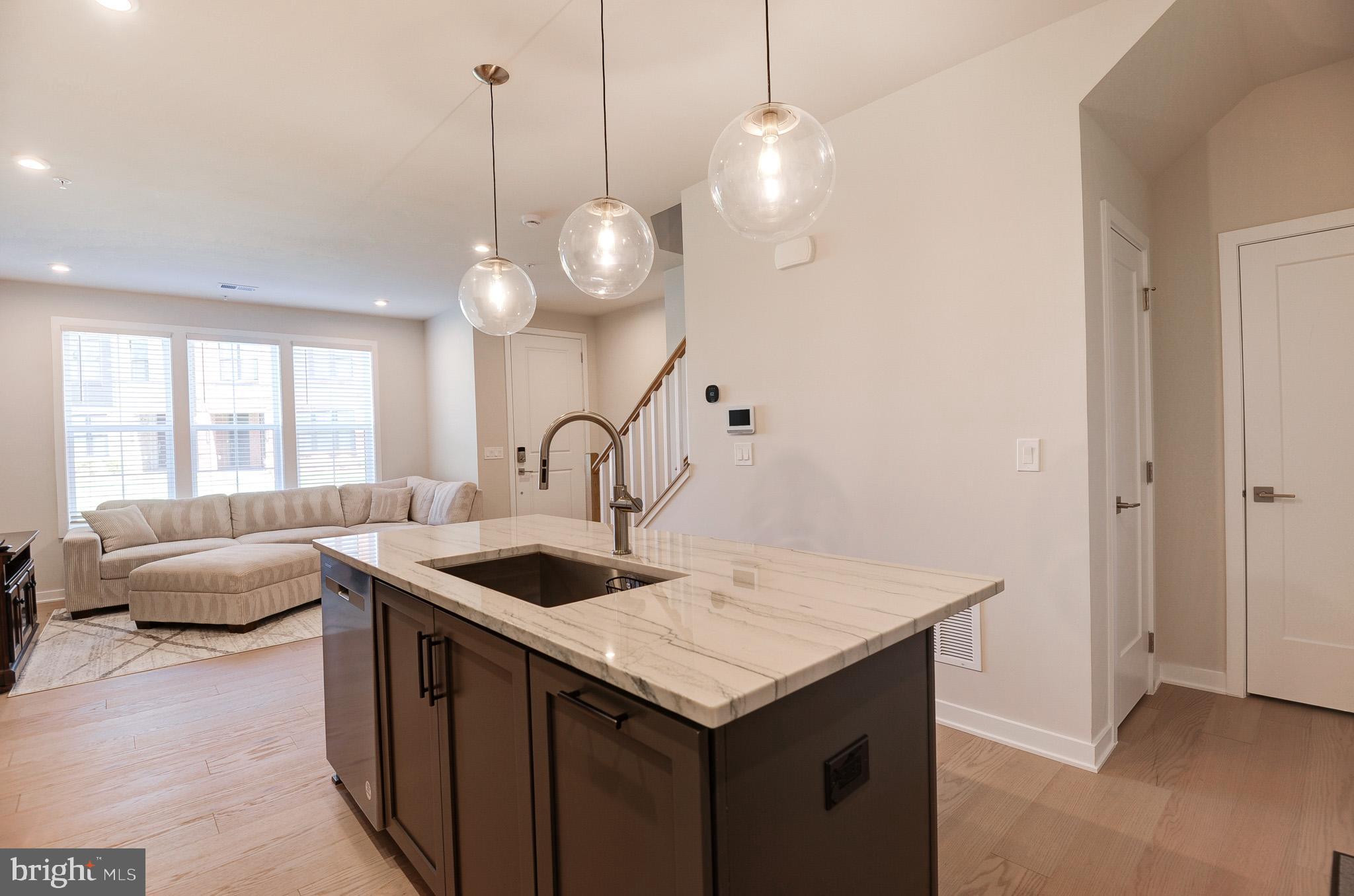 BUCKINGHAM AT LOUDOUN VALLEY - Residential Lease