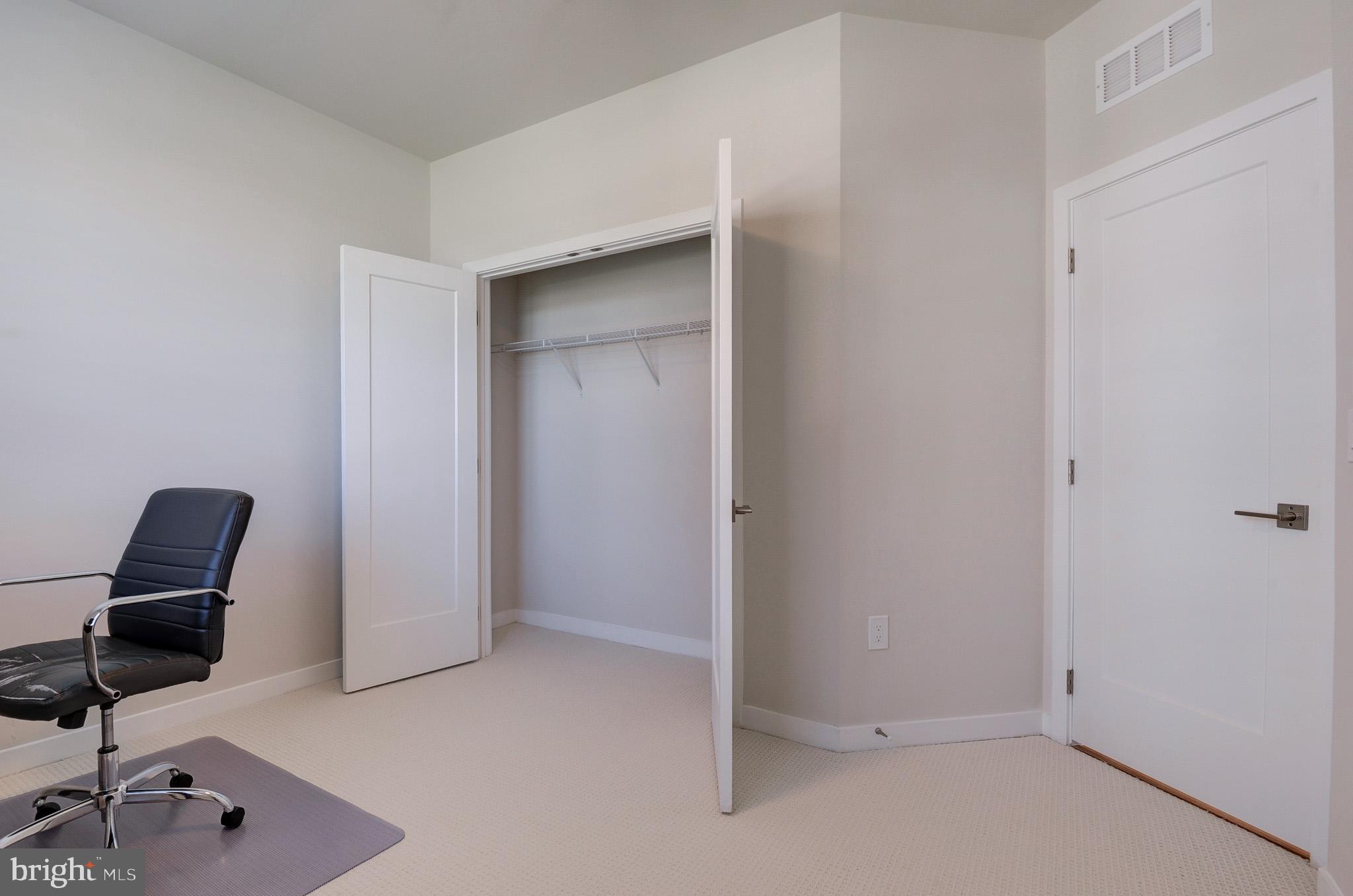 BUCKINGHAM AT LOUDOUN VALLEY - Residential Lease