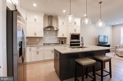 43468 Danville Terrace, Ashburn, VA MLS: VALO2093264