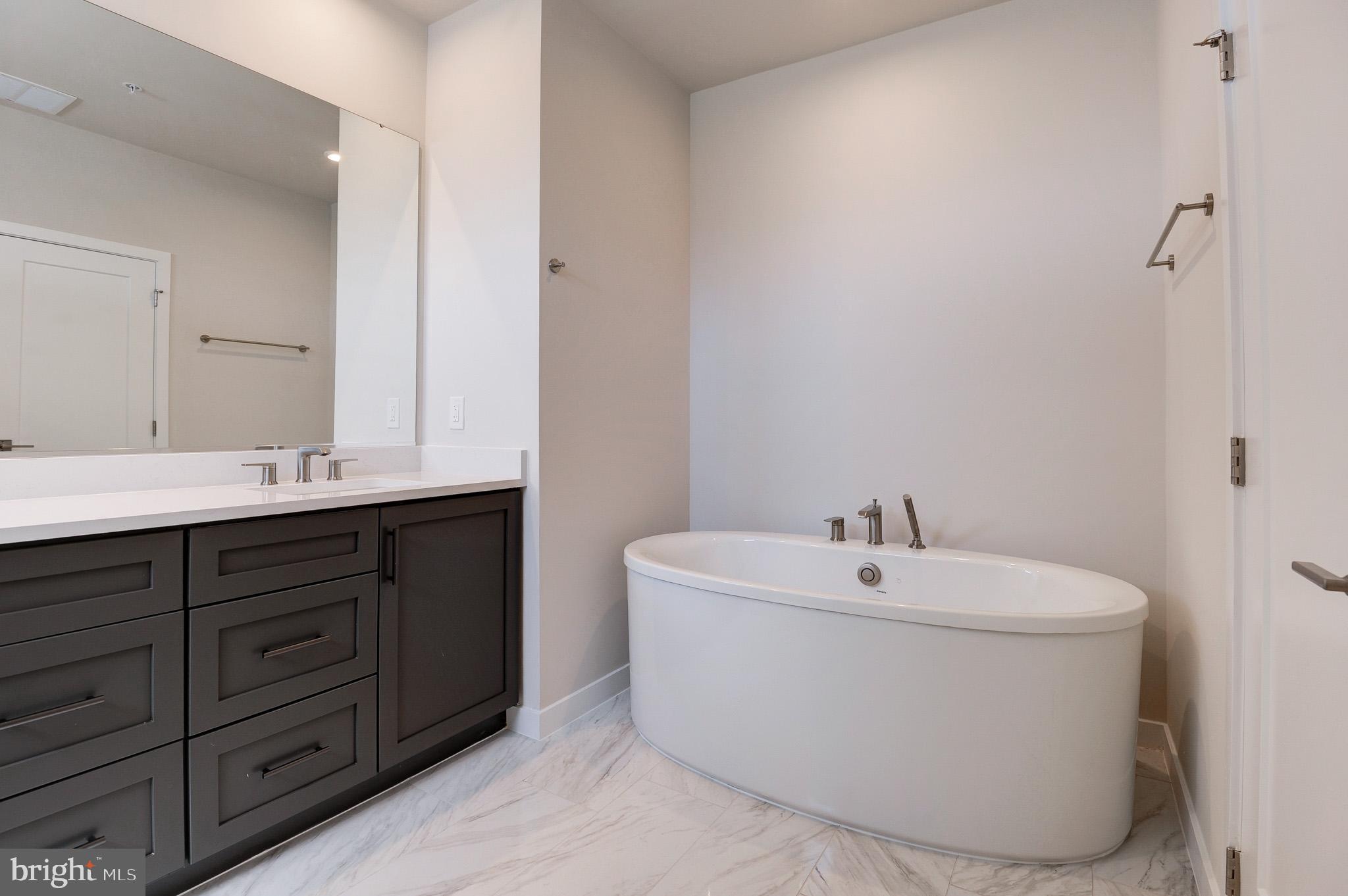 BUCKINGHAM AT LOUDOUN VALLEY - Residential Lease