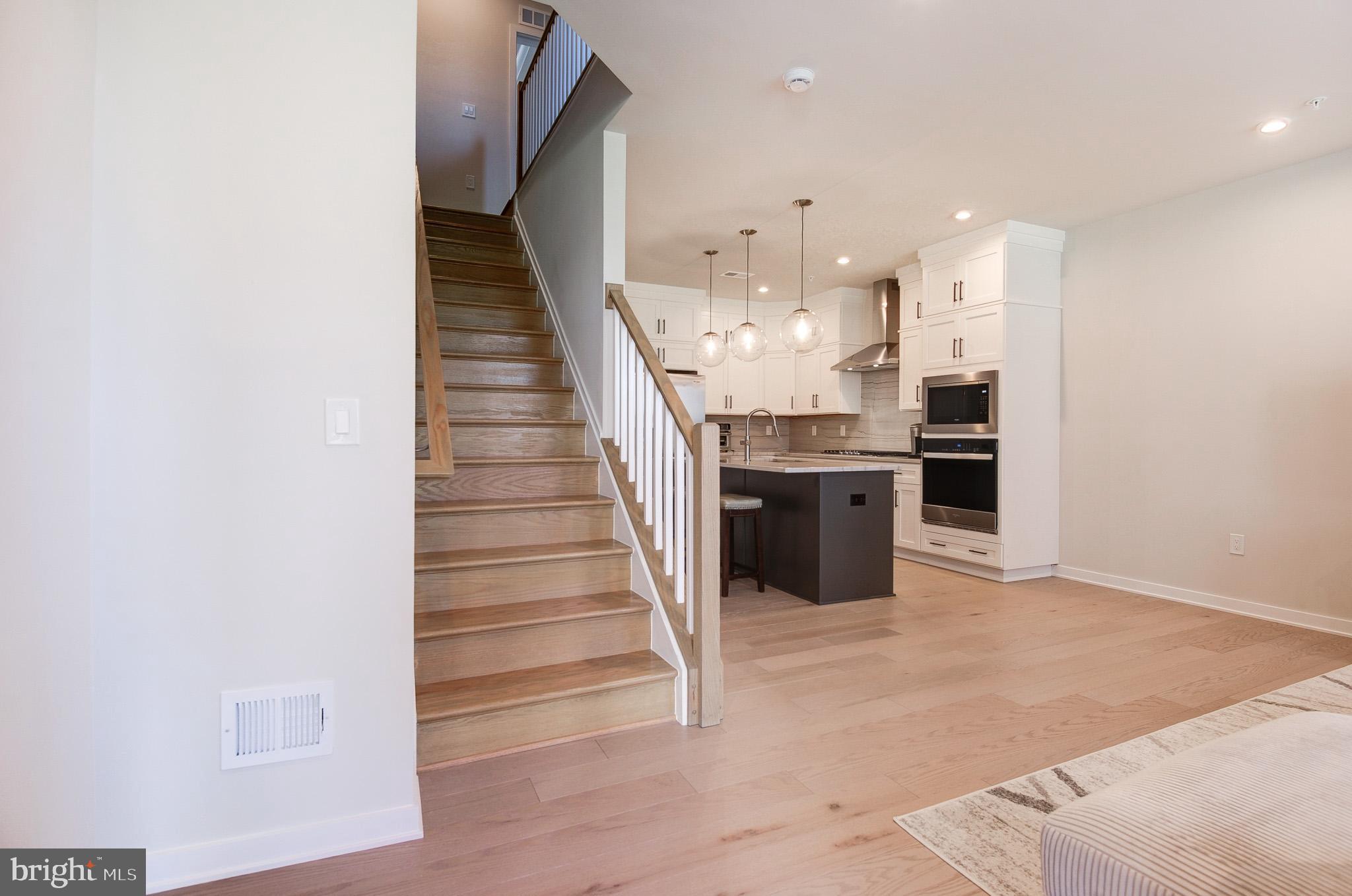 BUCKINGHAM AT LOUDOUN VALLEY - Residential Lease