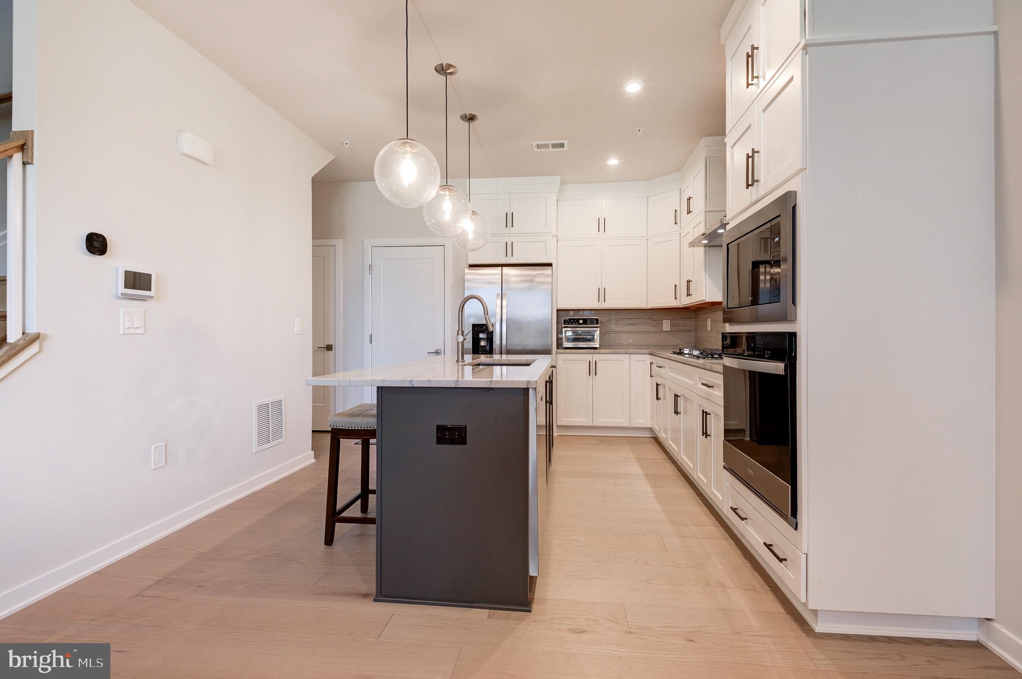 BUCKINGHAM AT LOUDOUN VALLEY - Residential Lease