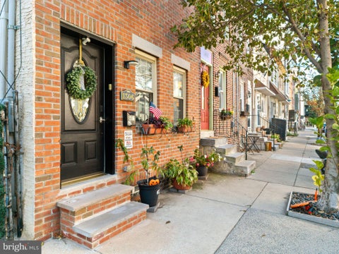Photo of 1306 E Berks Street, PHILADELPHIA, PA 19125 (MLS # PAPH2683498)