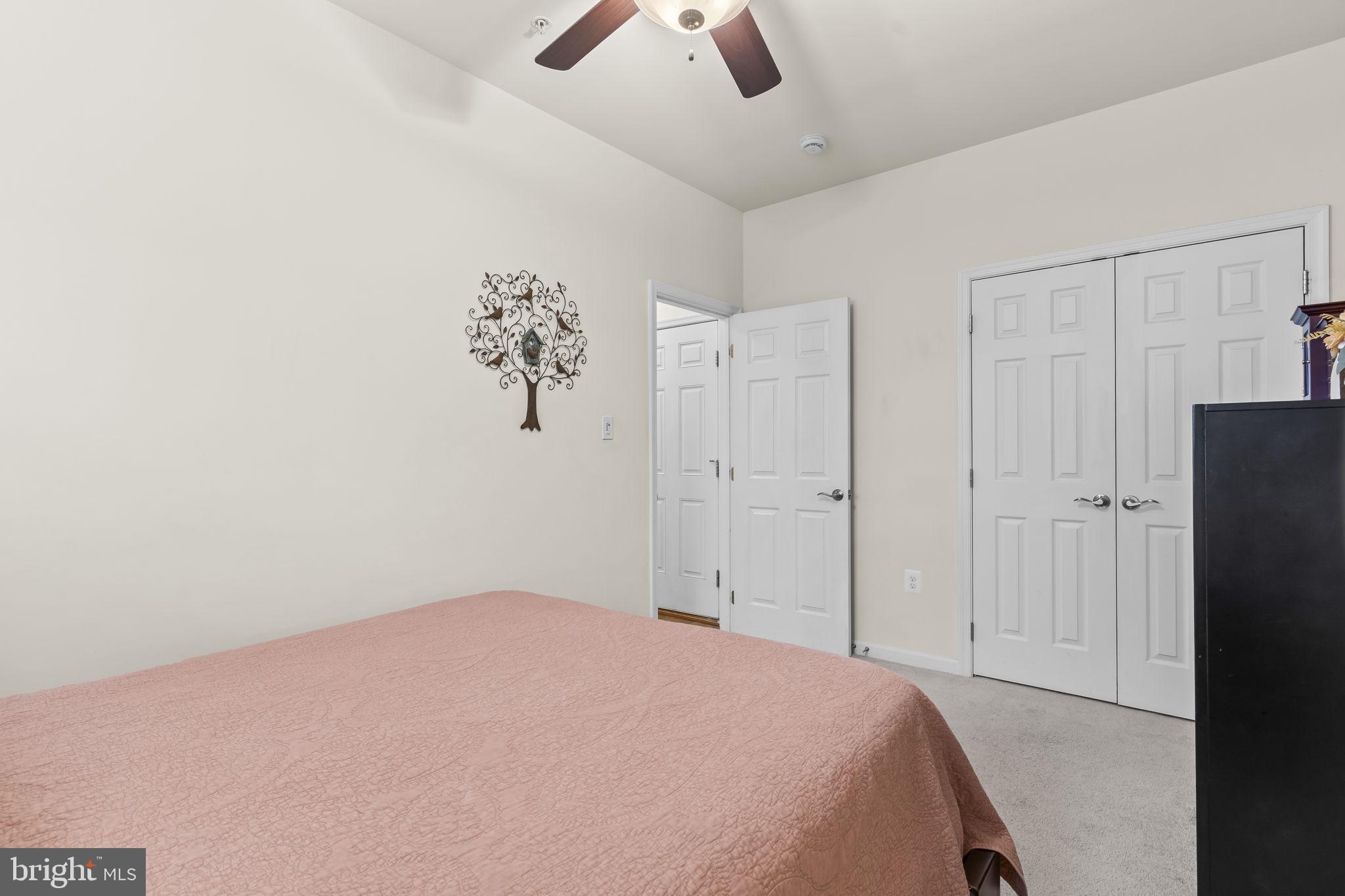 BEN OAKS - Residential