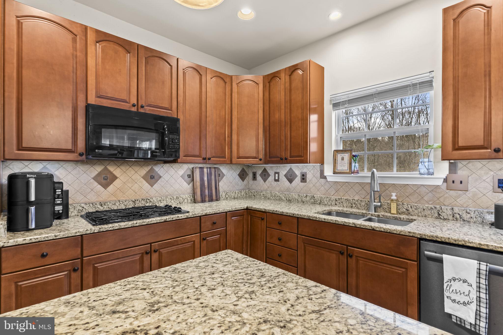 BEN OAKS - Residential