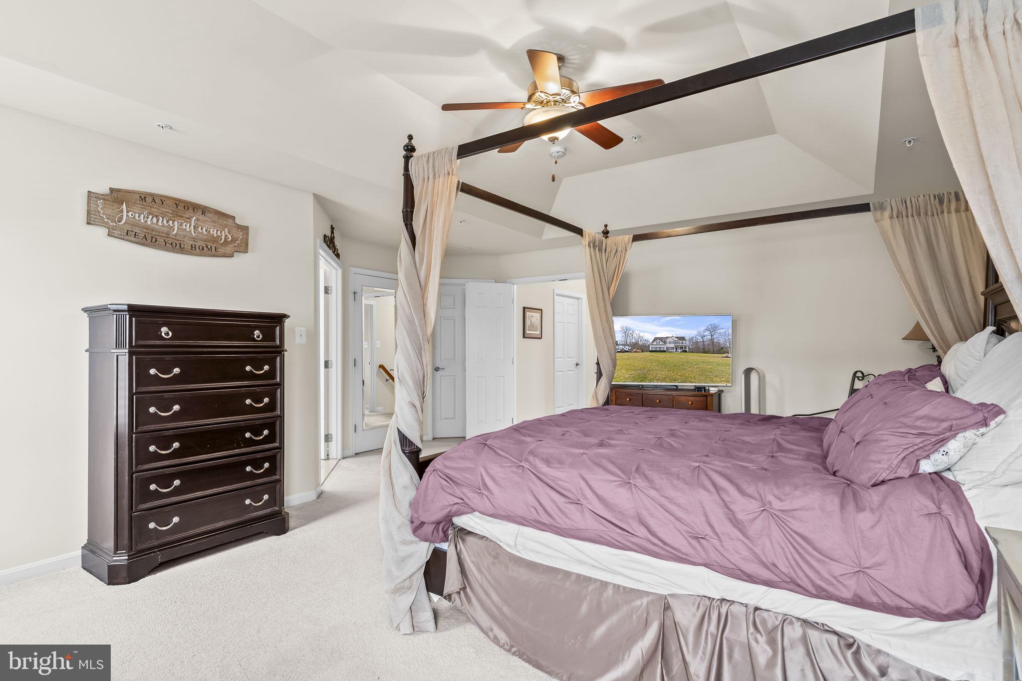 BEN OAKS - Residential