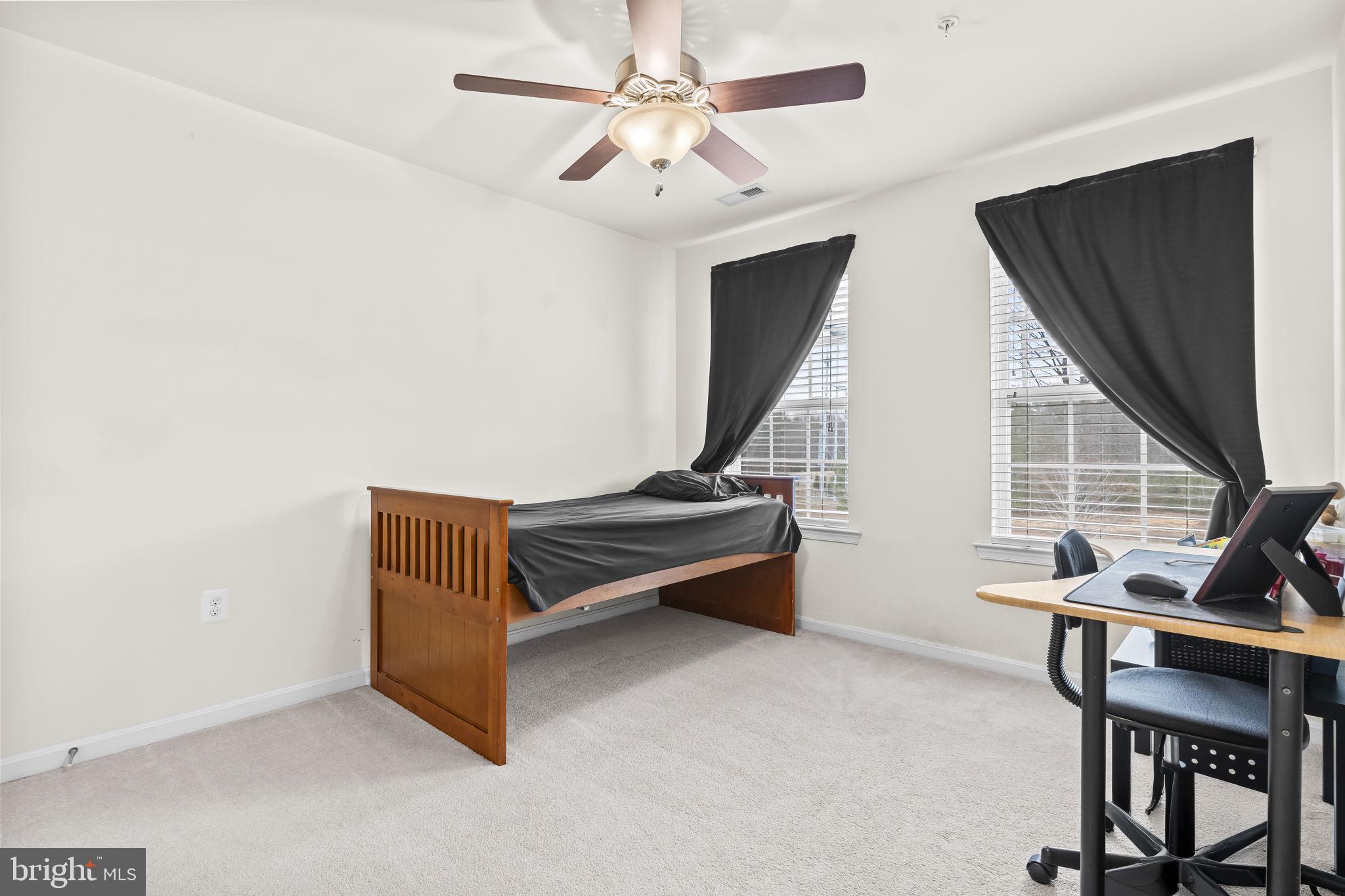 BEN OAKS - Residential