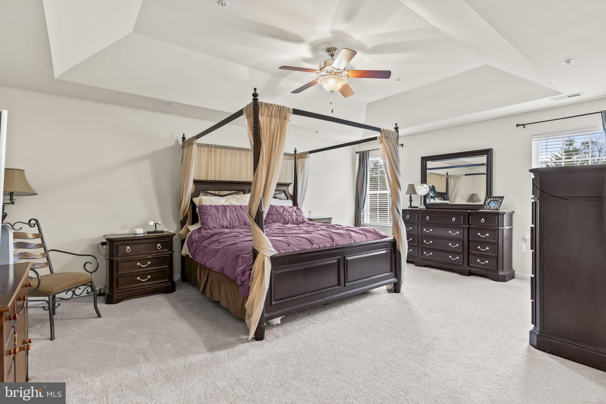 BEN OAKS - Residential