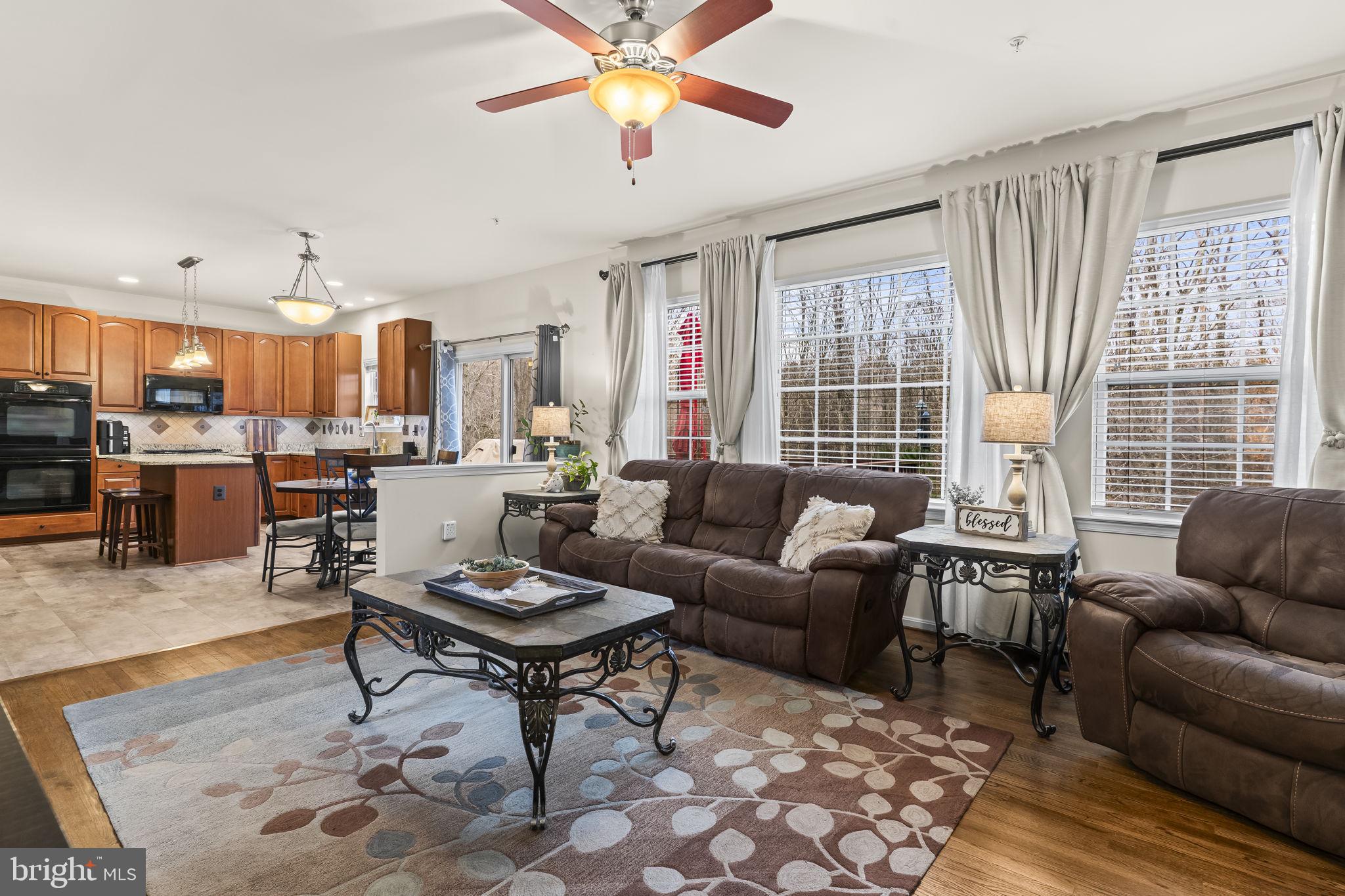 BEN OAKS - Residential